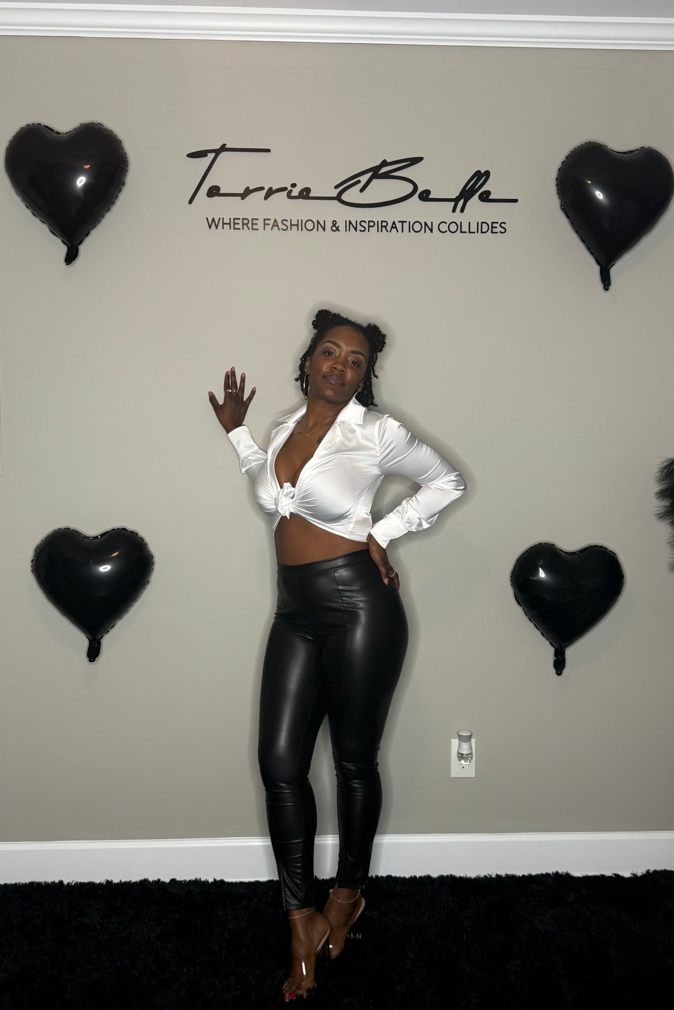 Luxe Faux Leather Pants (black)