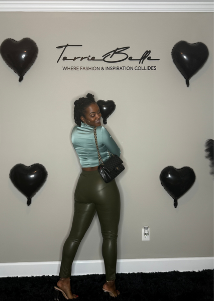 Luxe Faux Leather Pants (green)